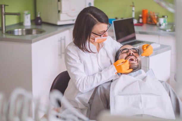 Best Broken or Cracked Tooth Emergency Dentist in Vero Lake Estates, FL